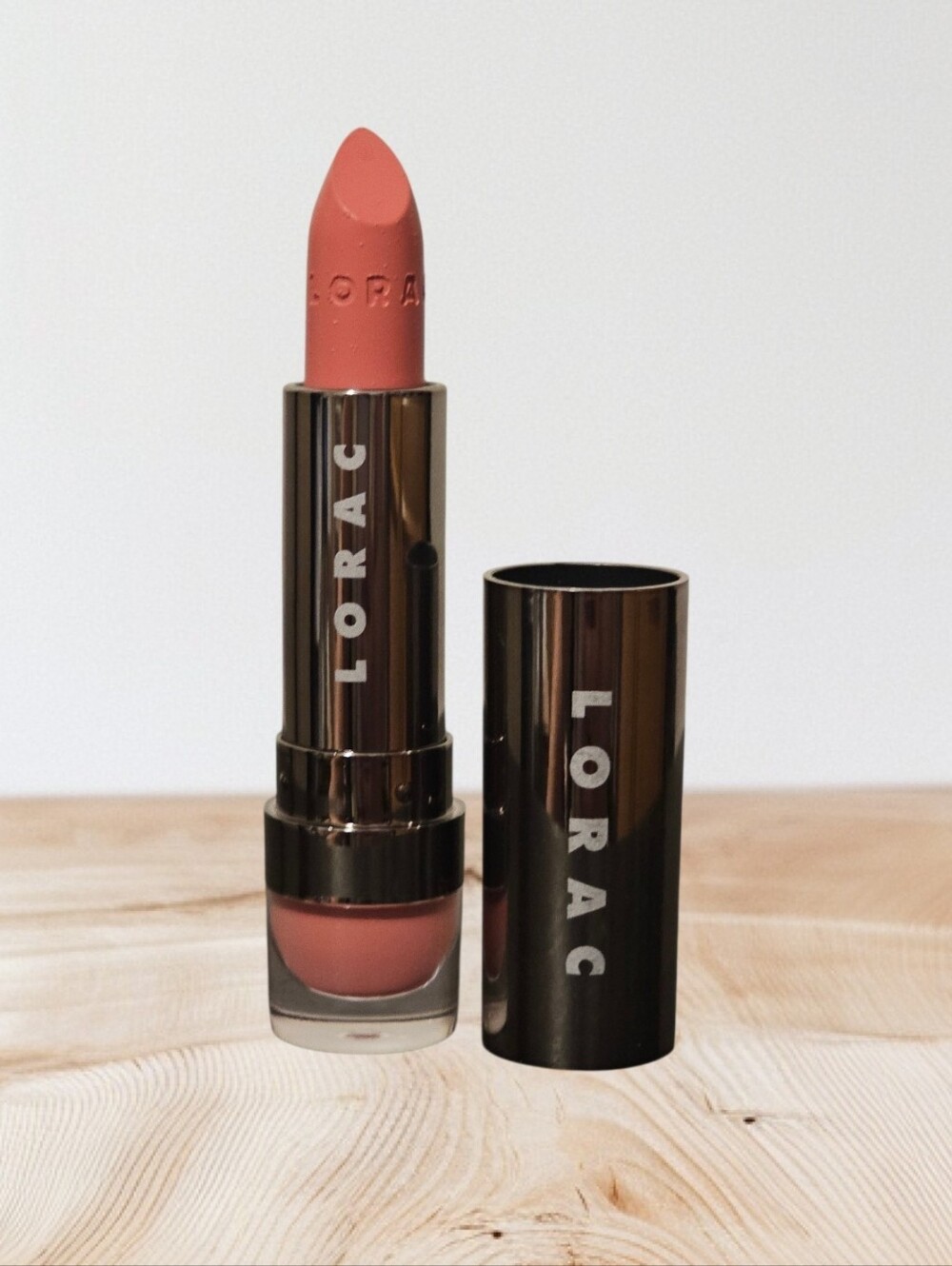 Set of 4 LORAC Alter Ego Lipstick - SUPERMODEL (Cream, 0.12 oz) Like New - Picture 3 of 3